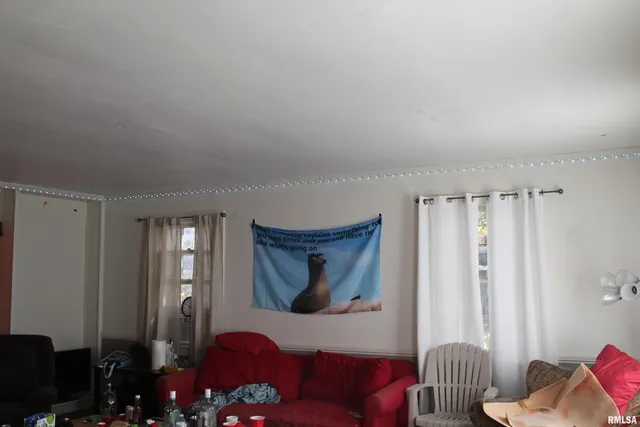 $80,000 | 502 West Freeman Street, Unit 1, Carbondale, IL 62901