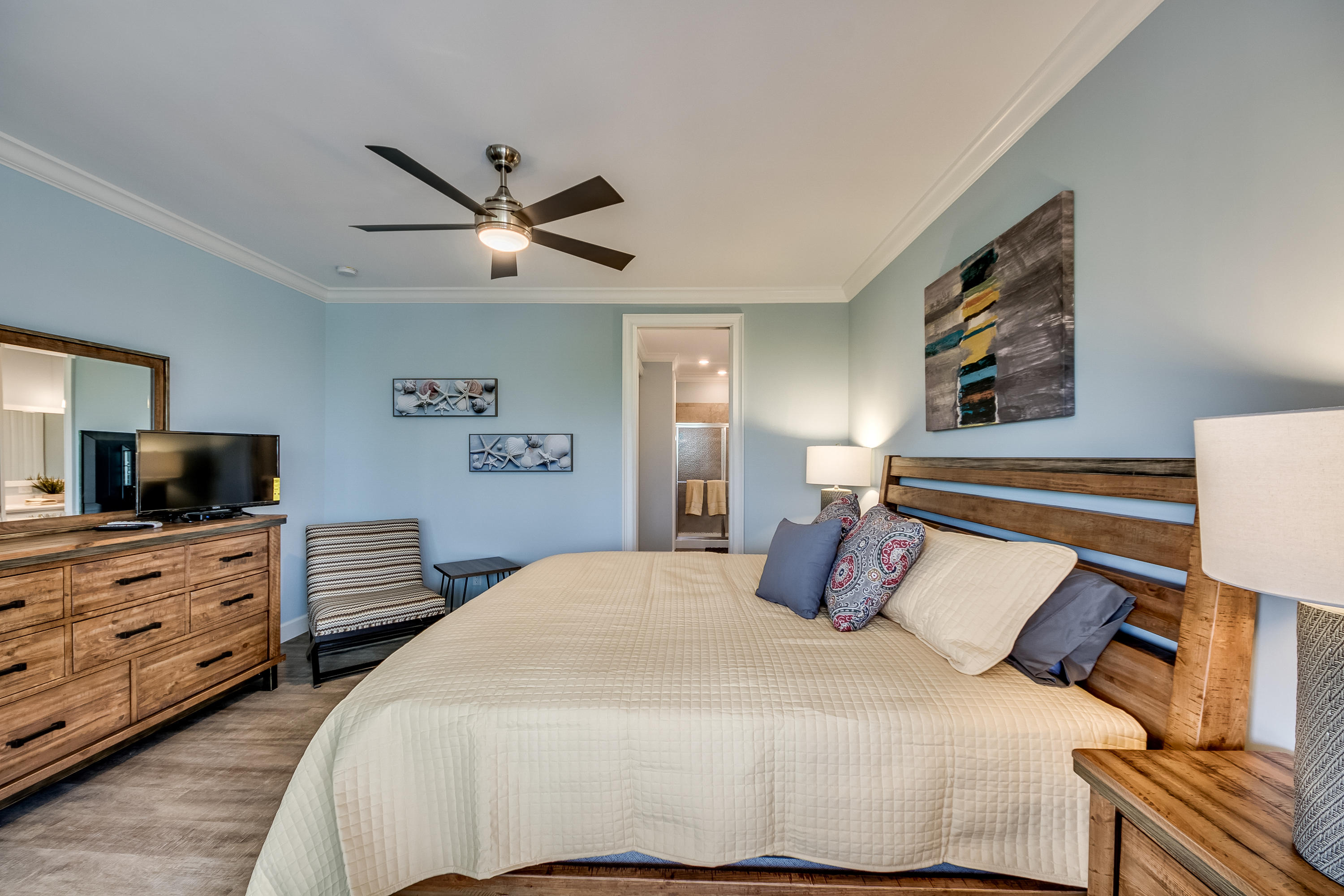 229 Sombrero Beach Road Marathon, FL 33050 - Photo 33 of 62 Master_Bedroom_1