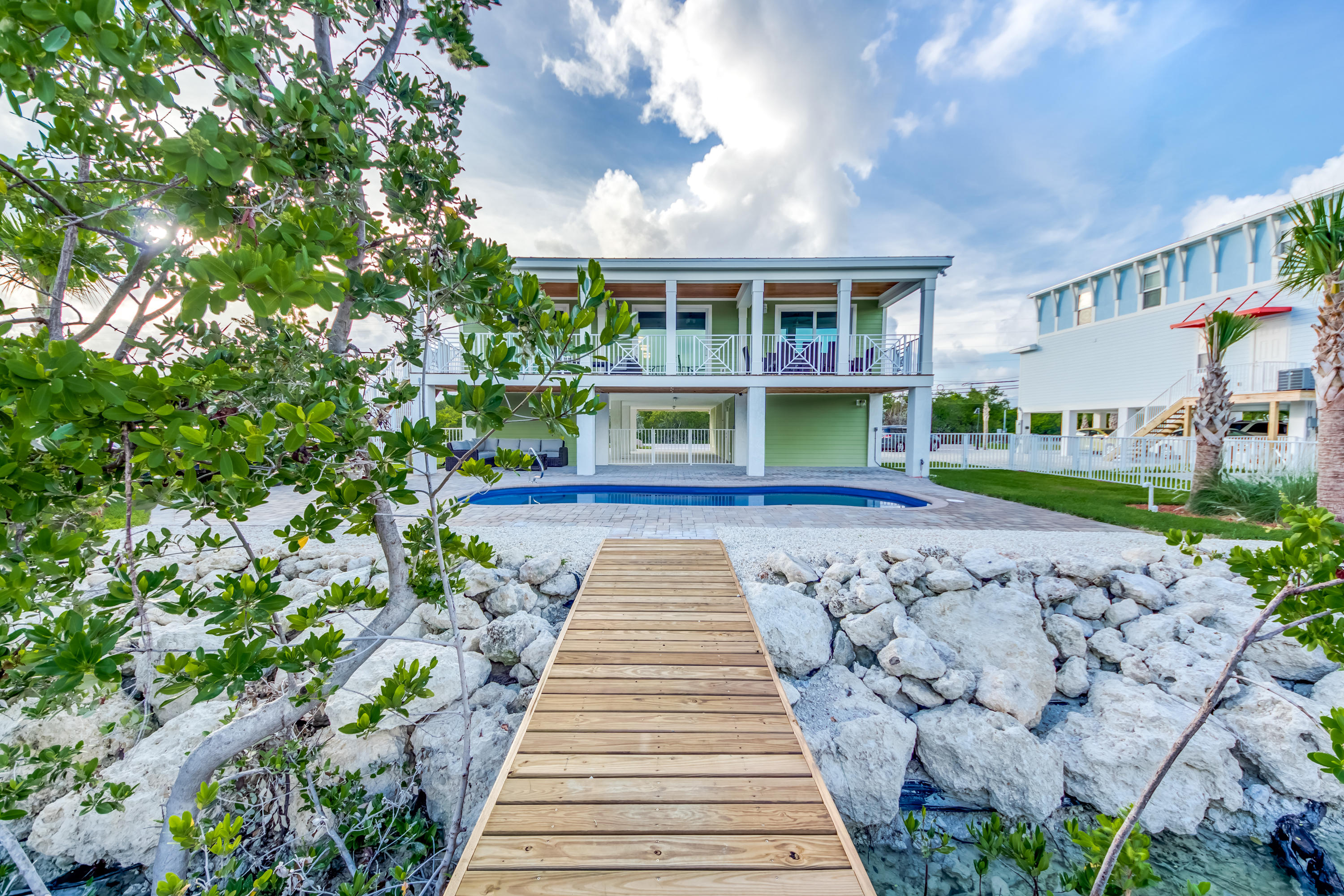 229 Sombrero Beach Road Marathon, FL 33050 - Photo 8 of 62 Back_of_House