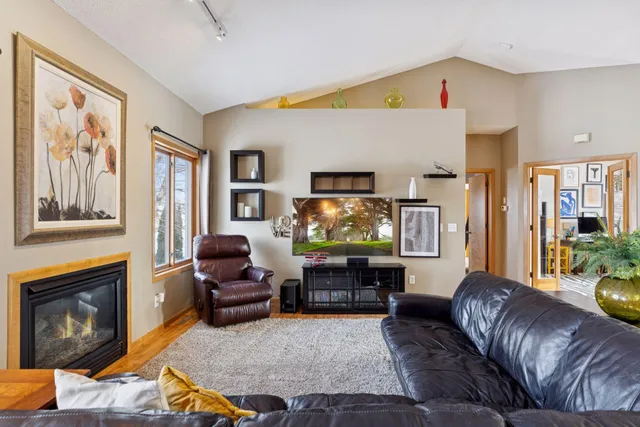 $585,000 | 227 Palomino Lane, Lino Lakes, MN 55014