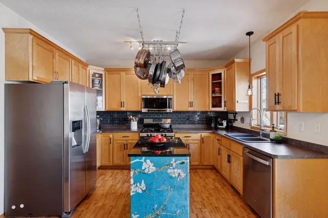 $585,000 | 227 Palomino Lane, Lino Lakes, MN 55014