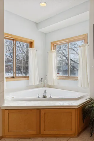 $585,000 | 227 Palomino Lane, Lino Lakes, MN 55014