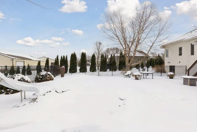 $585,000 | 227 Palomino Lane, Lino Lakes, MN 55014