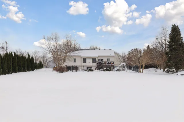 $585,000 | 227 Palomino Lane, Lino Lakes, MN 55014
