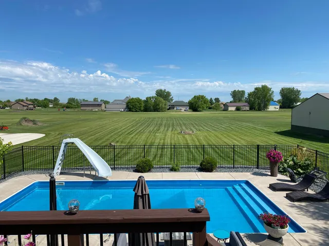 $585,000 | 227 Palomino Lane, Lino Lakes, MN 55014