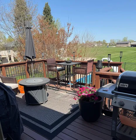 $585,000 | 227 Palomino Lane, Lino Lakes, MN 55014