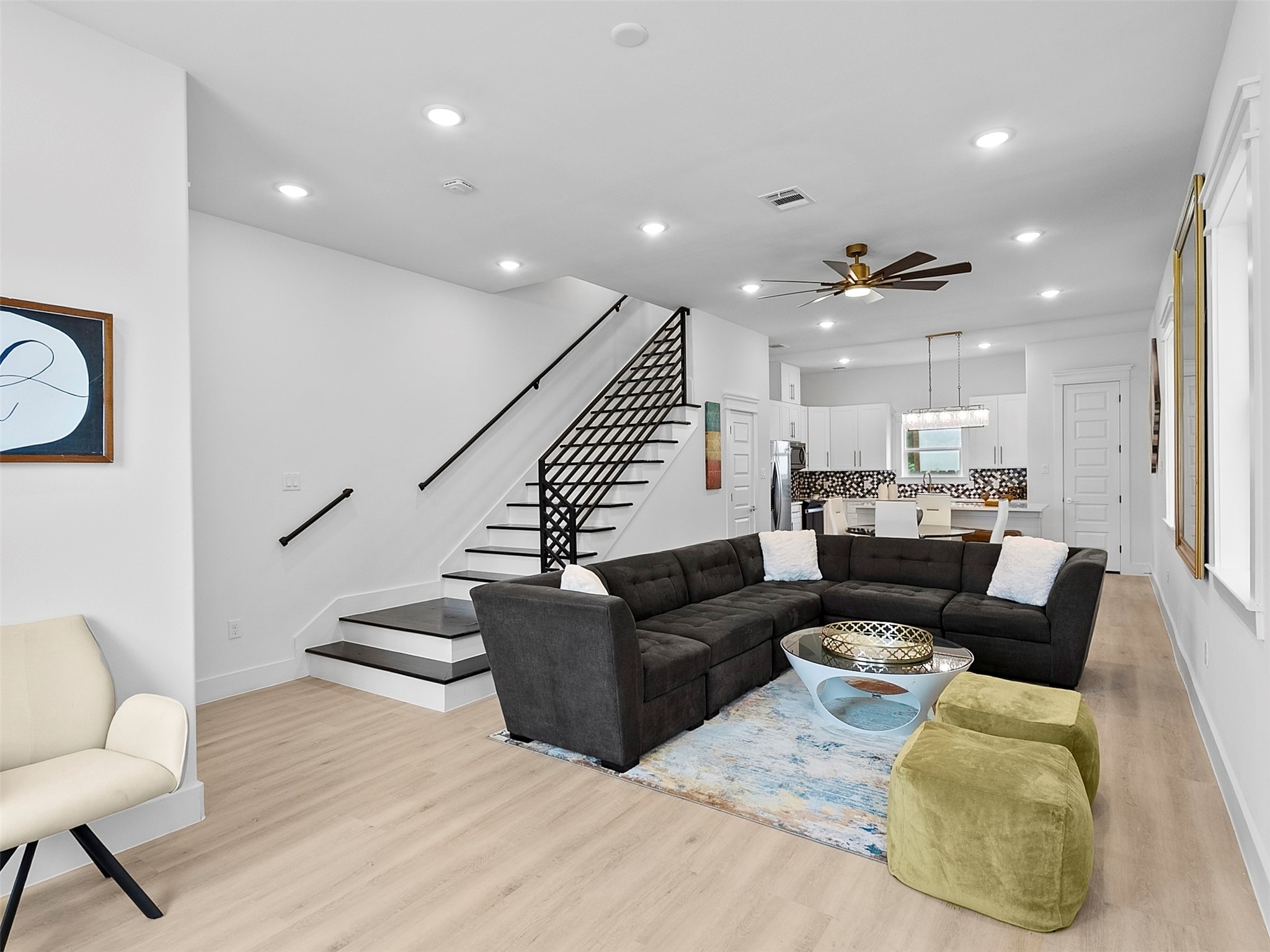 821 North Loop, Unit 1 Houston, TX 77022 - Photo 3 of 21