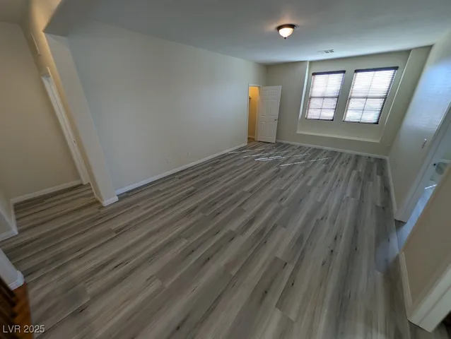 $2,450 | 152 Walkinshaw Avenue, Las Vegas, NV 89148