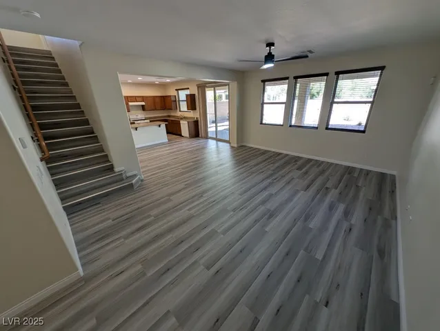 $2,450 | 152 Walkinshaw Avenue, Las Vegas, NV 89148