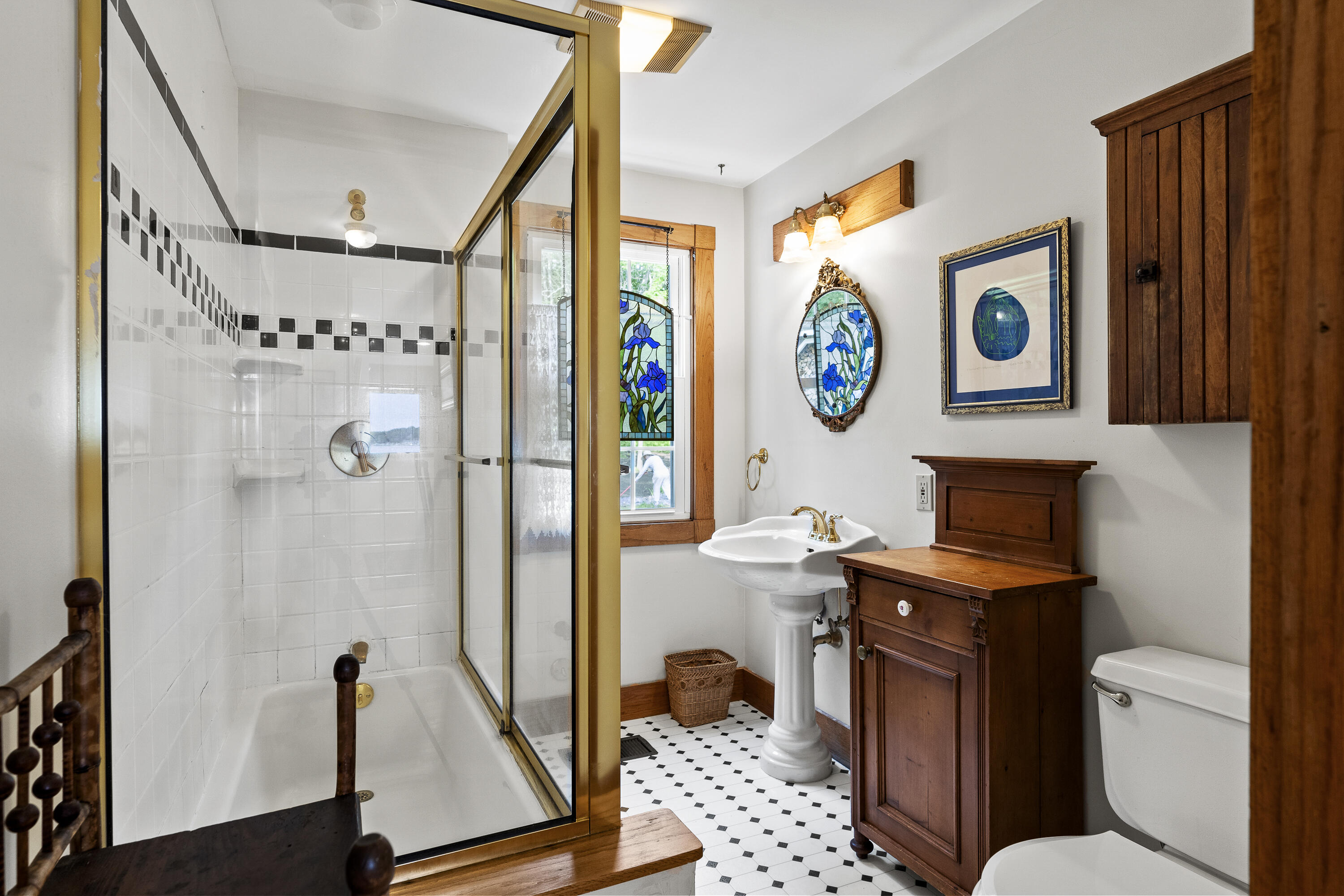 28-31 Will Alley Road South Bristol, ME 04568 - Photo 28 of 67 Glass bath/shower