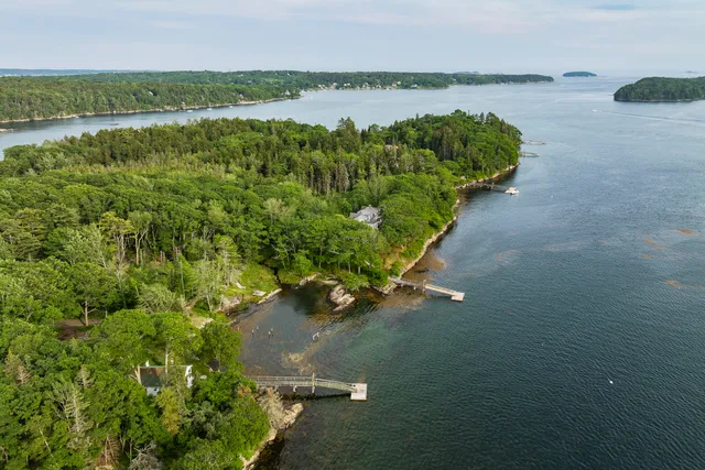 $1,149,900 | 28-31 Will Alley Road, South Bristol, ME 04568