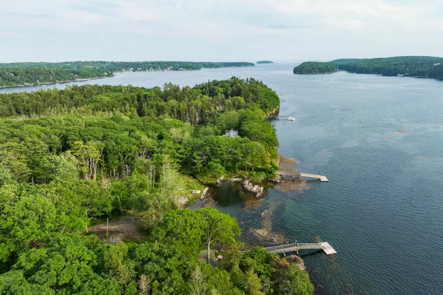 $1,149,900 | 28-31 Will Alley Road, South Bristol, ME 04568