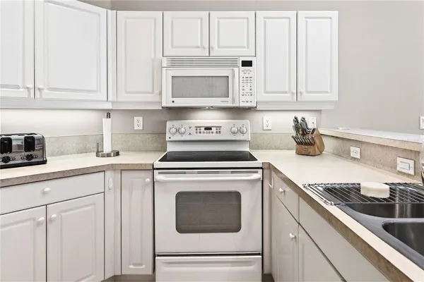 $2,000 | 1421 Gondola Park Drive, Unit 1421BD, Venice, FL 34292