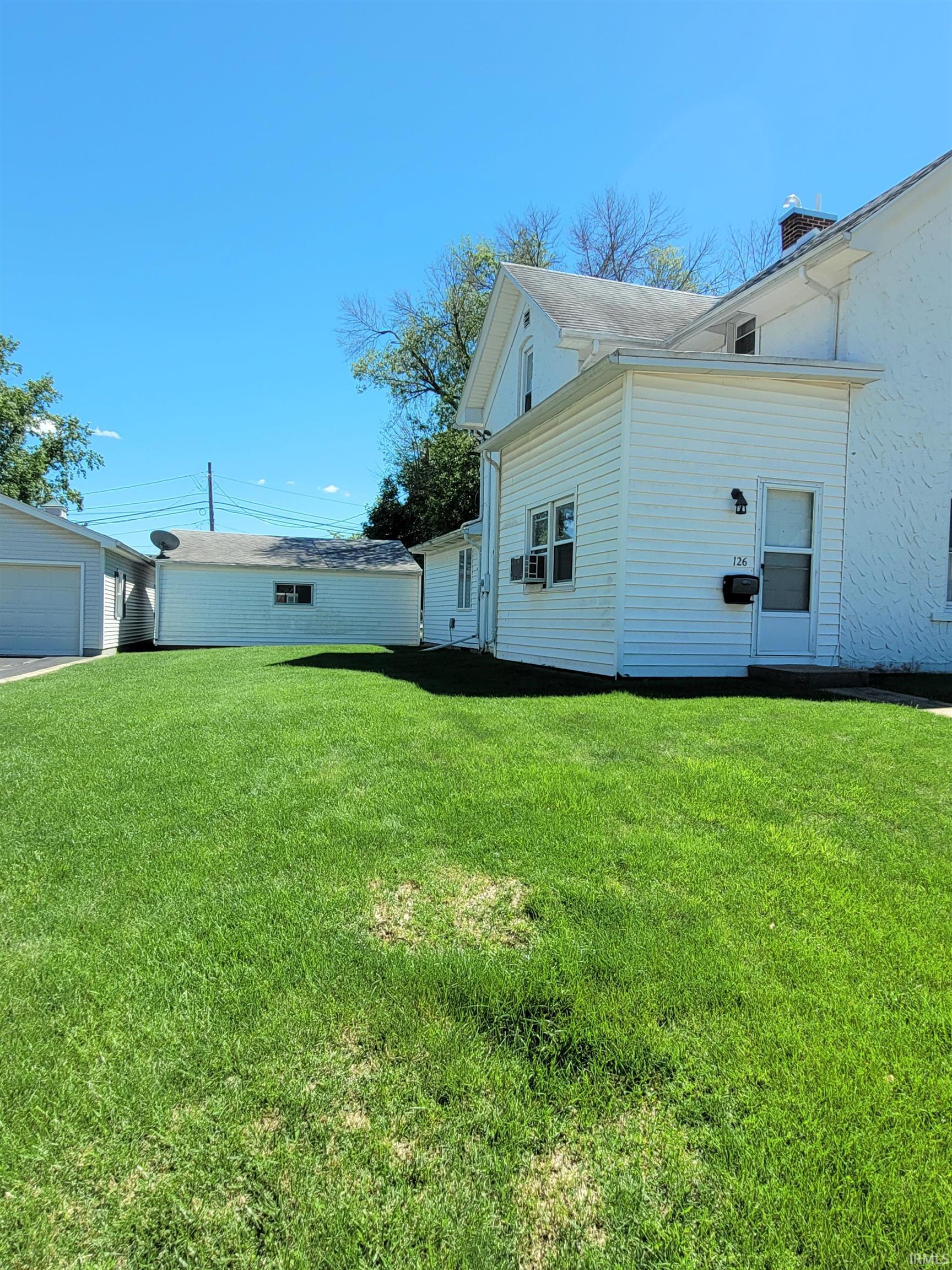 126 West Walnut Street Flora, IN 46929 - Photo 3 of 25