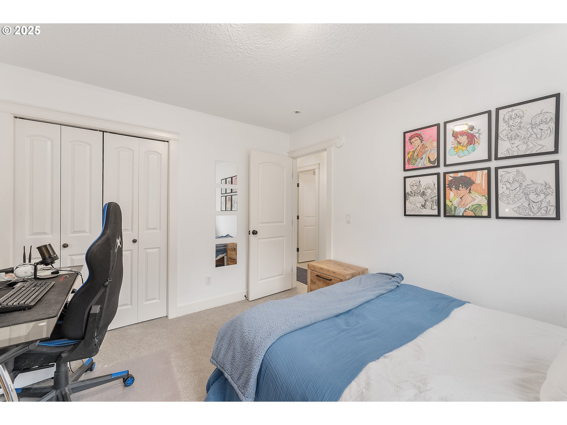 2264 Equestrian Loop South Salem, OR 97302 - Photo 22 of 34 a bedroom with a bed a desk and chair