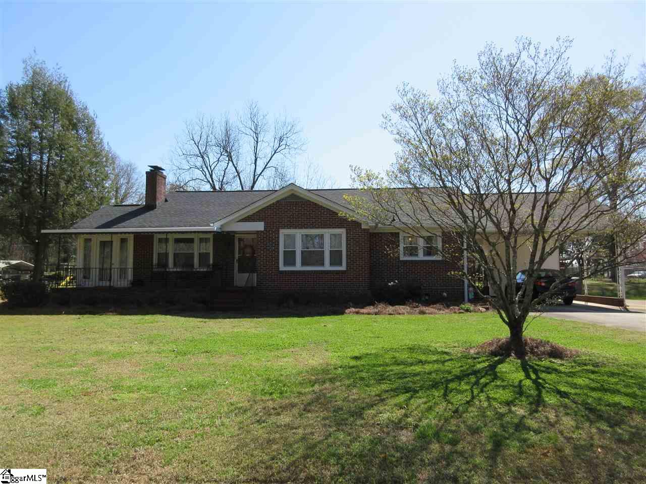 4 Patrol Club Road Greenville, SC 29609 - Photo 1 of 14 Gallery Image 1