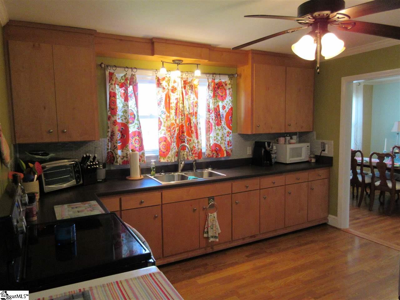 4 Patrol Club Road Greenville, SC 29609 - Photo 5 of 14 Gallery Image 5