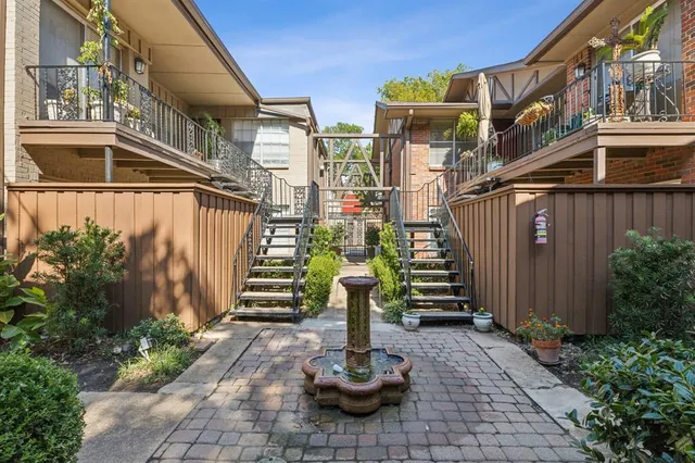 $139,000 | 4207 Avondale Avenue, Unit 106, Dallas, TX 75219