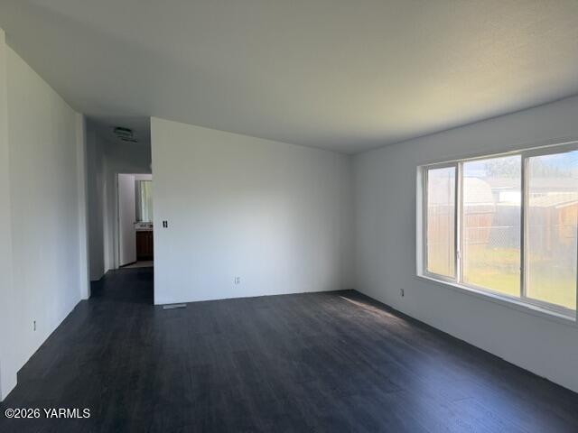 6104 Crestfields Road Yakima, WA 98903 - Photo 14 of 18 bc2ddeac-5840-4fe9-b708-3773ebac8889