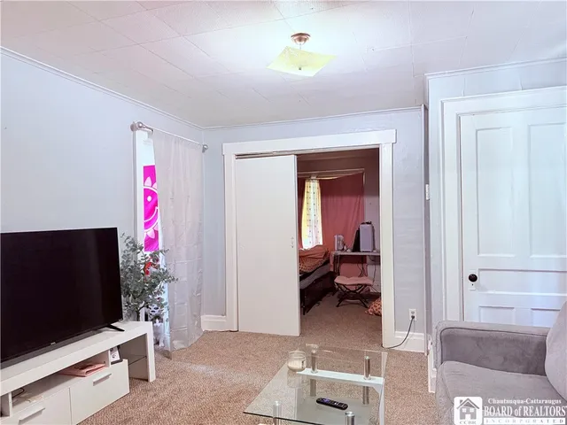 $84,900 | 447 Hoyt Street, Dunkirk, NY 14048