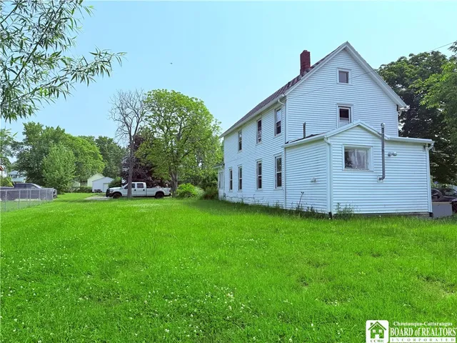 $84,900 | 447 Hoyt Street, Dunkirk, NY 14048