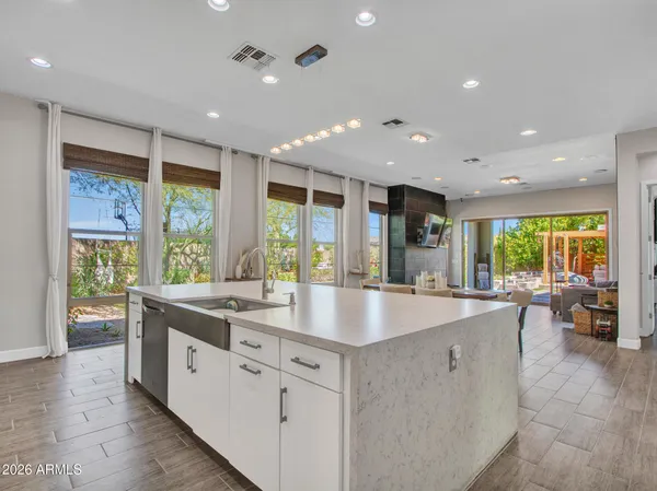 $3,600 | 29523 North 23rd Drive, Phoenix, AZ 85085