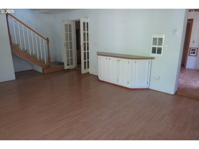 276 Union Gap Loop Oakland, OR 97462 - Photo 4 of 14
