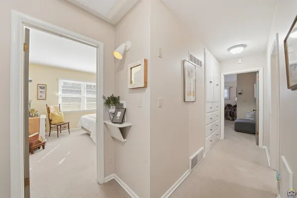 $335,000 | 307 Southwest Woodbury Lane, Topeka, KS 66606