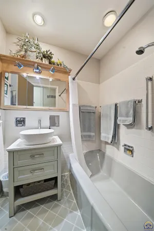 $335,000 | 307 Southwest Woodbury Lane, Topeka, KS 66606