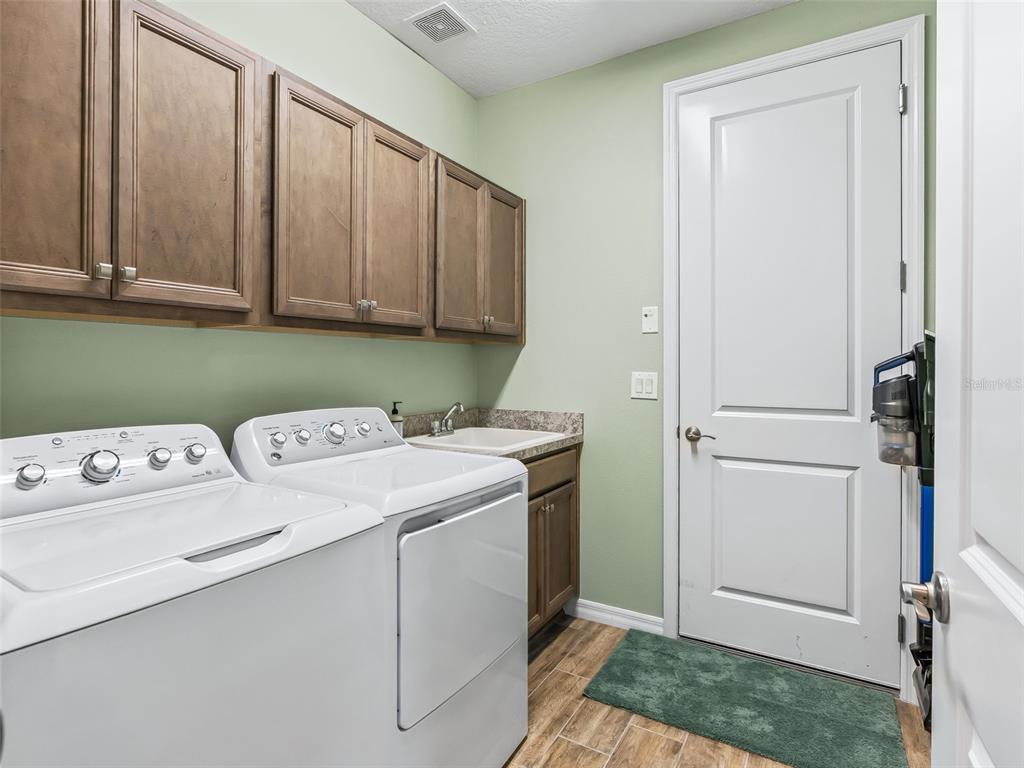 5641 Northwest 37th Lane Road Ocala, FL 34482 - Photo 33 of 56