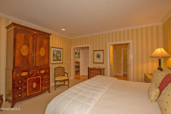 $1,490,000 | 9 October Hill Drive, Lenox, MA 01240