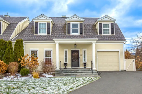 $1,490,000 | 9 October Hill Drive, Lenox, MA 01240