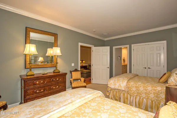 $1,490,000 | 9 October Hill Drive, Lenox, MA 01240