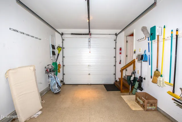 $1,585,000 | 9 October Hill Drive, Lenox, MA 01240