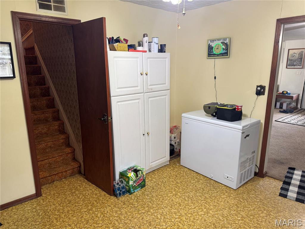 232 North Main Street Witt, IL 62094 - Photo 13 of 34