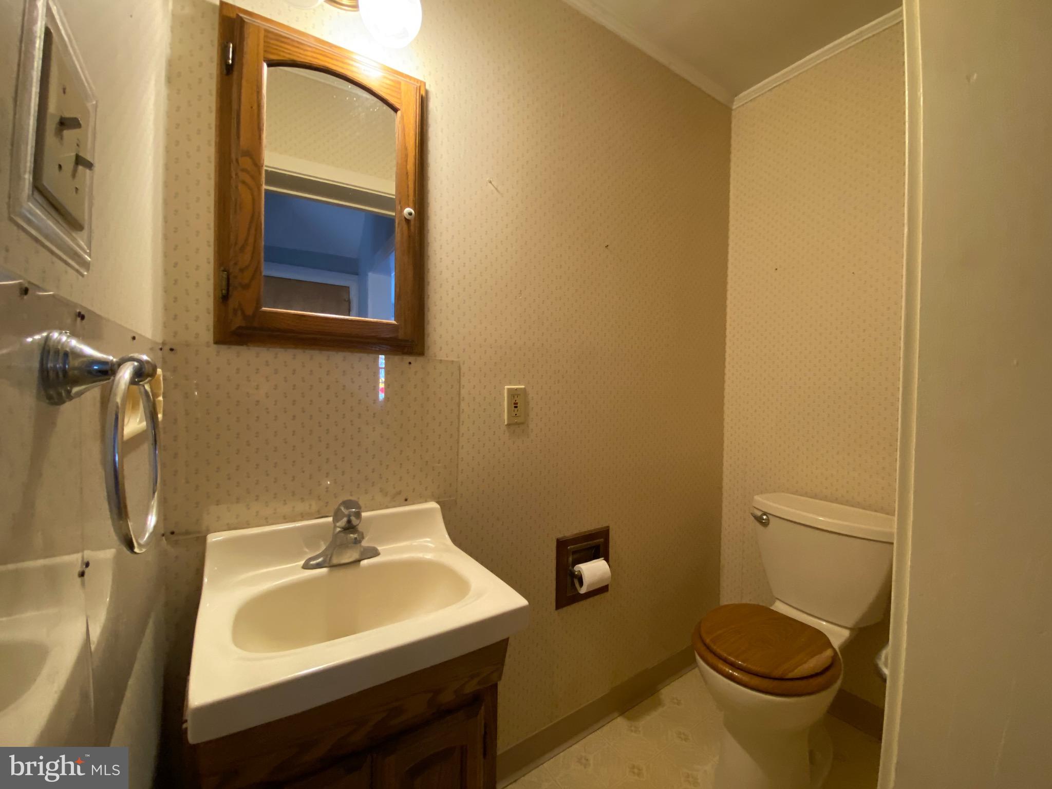 1422 Ridge Valley Road Sellersville, PA 18960 - Photo 13 of 18