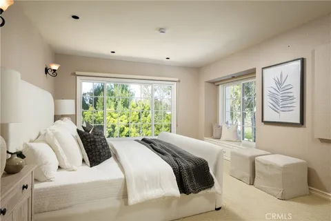 $5,595,000 | 4 Rue Grand Ducal, Newport Beach, CA 92660