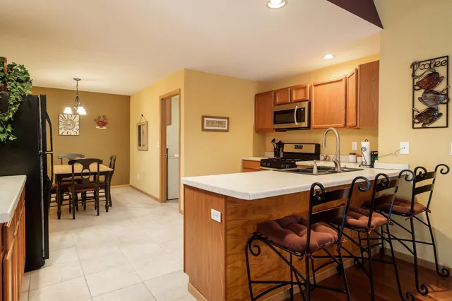 $285,000 | 5788 Jackie's Drive, Loves Park, IL 61111