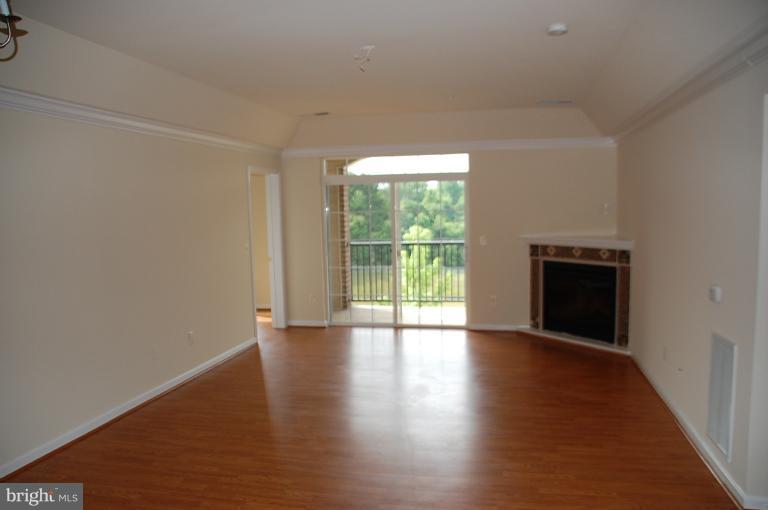 8600 Roaming Ridge Way, Unit 205 Odenton, MD 21113 - Photo 2 of 9 Family Room