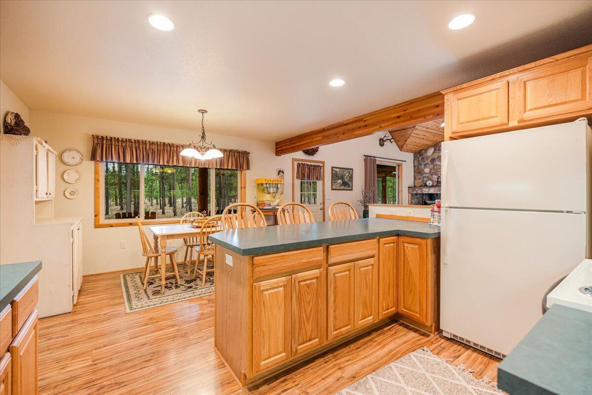 152038 Conestoga Road La Pine, OR 97739 - Photo 14 of 53 152038 Conestoga