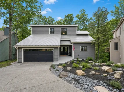 $900,000 | 228 Harpeth Wood Drive, Nashville, TN 37221