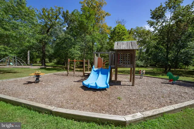 $699,000 | 111 Grove Avenue, Washington Grove, MD 20880