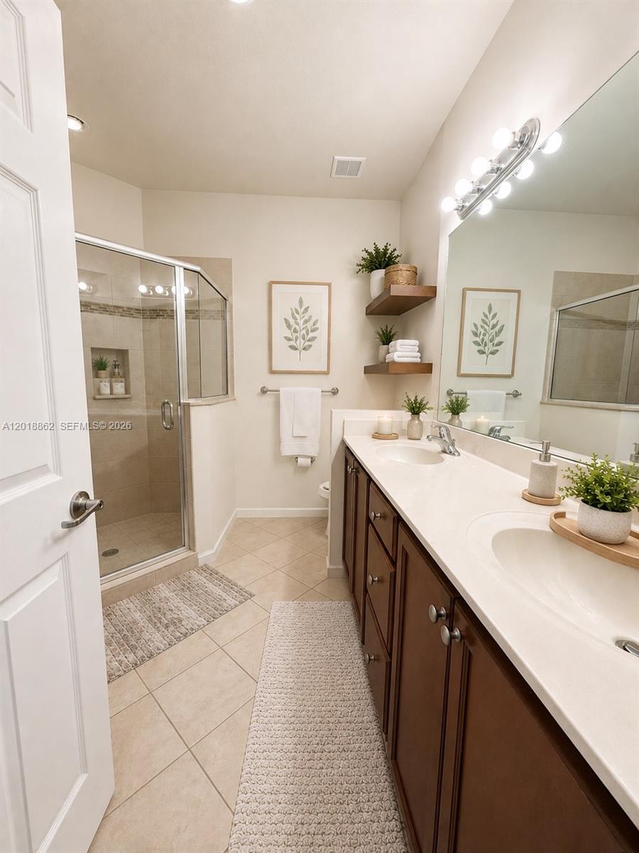 14724 Southwest 25th Lane Miami, FL 33185 - Photo 10 of 12