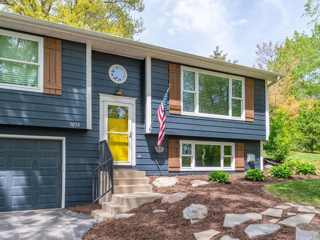 1036 Sunny Ridge Drive Carver, MN 55315 - Photo 9 of 43