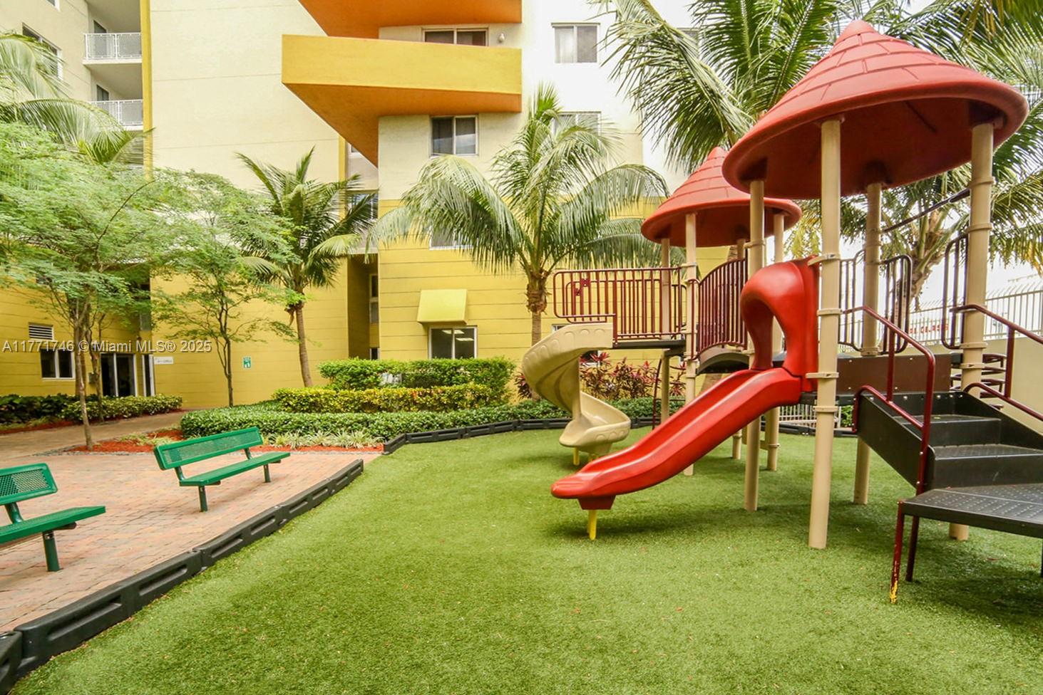 7901 Northwest 7th Avenue, Unit 1211 Miami, FL 33150 - Photo 3 of 17