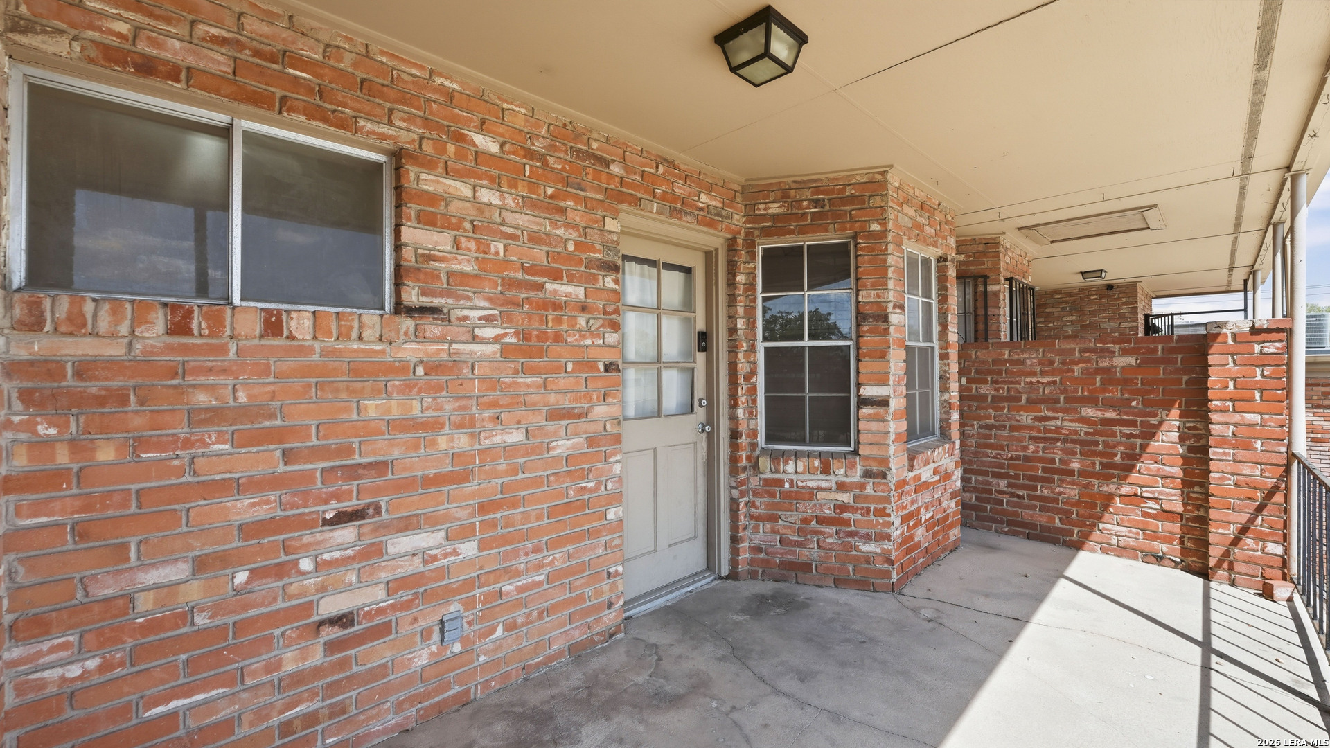 7500 Callaghan Road, Unit 140 San Antonio, TX 78229 - Photo 34 of 42 a view of front door of house