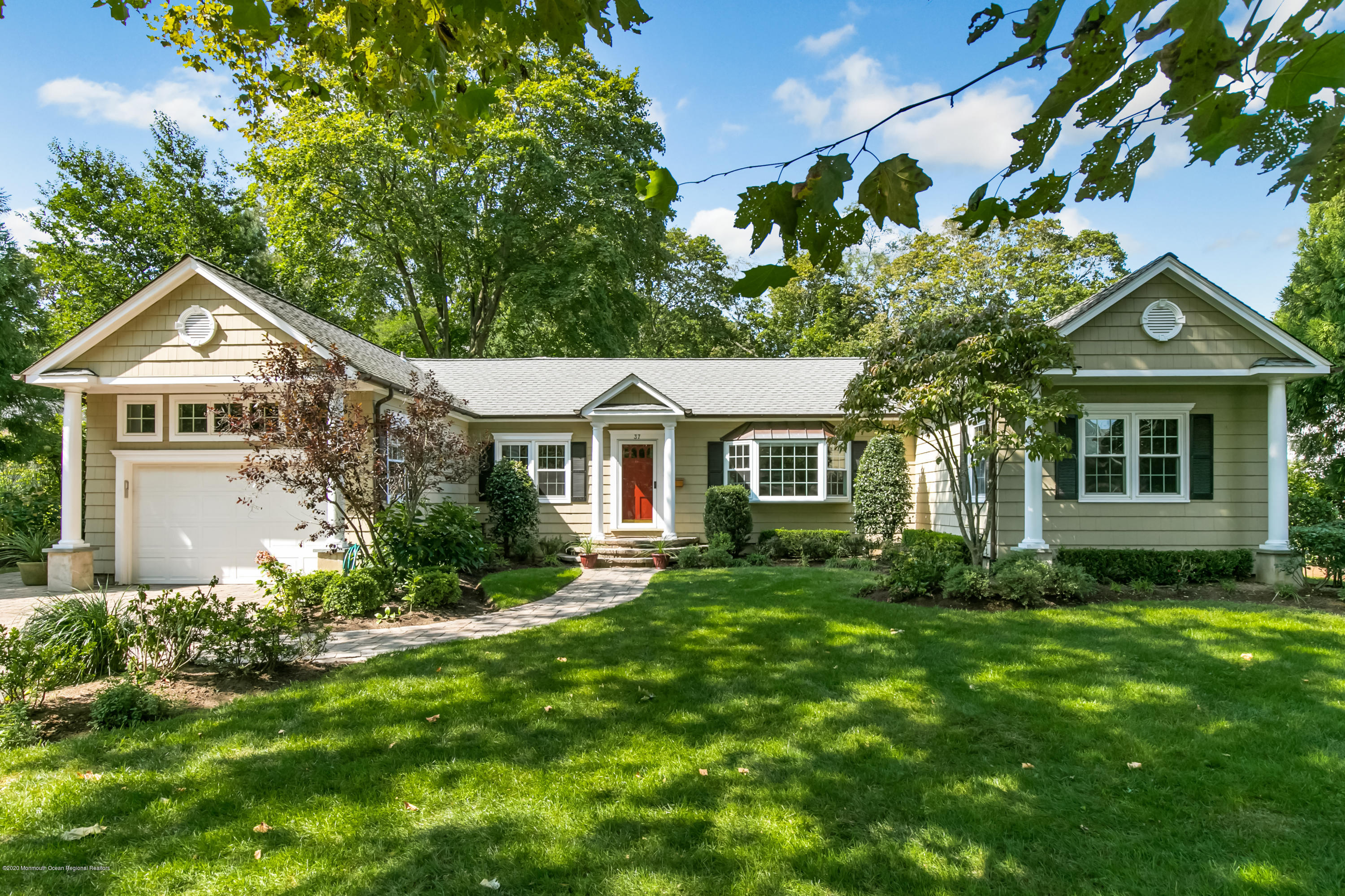 37 Robin Road Rumson, NJ 07760 - Photo 1 of 24 37 Robin Rd Rumson NJ 07760-print-002-02