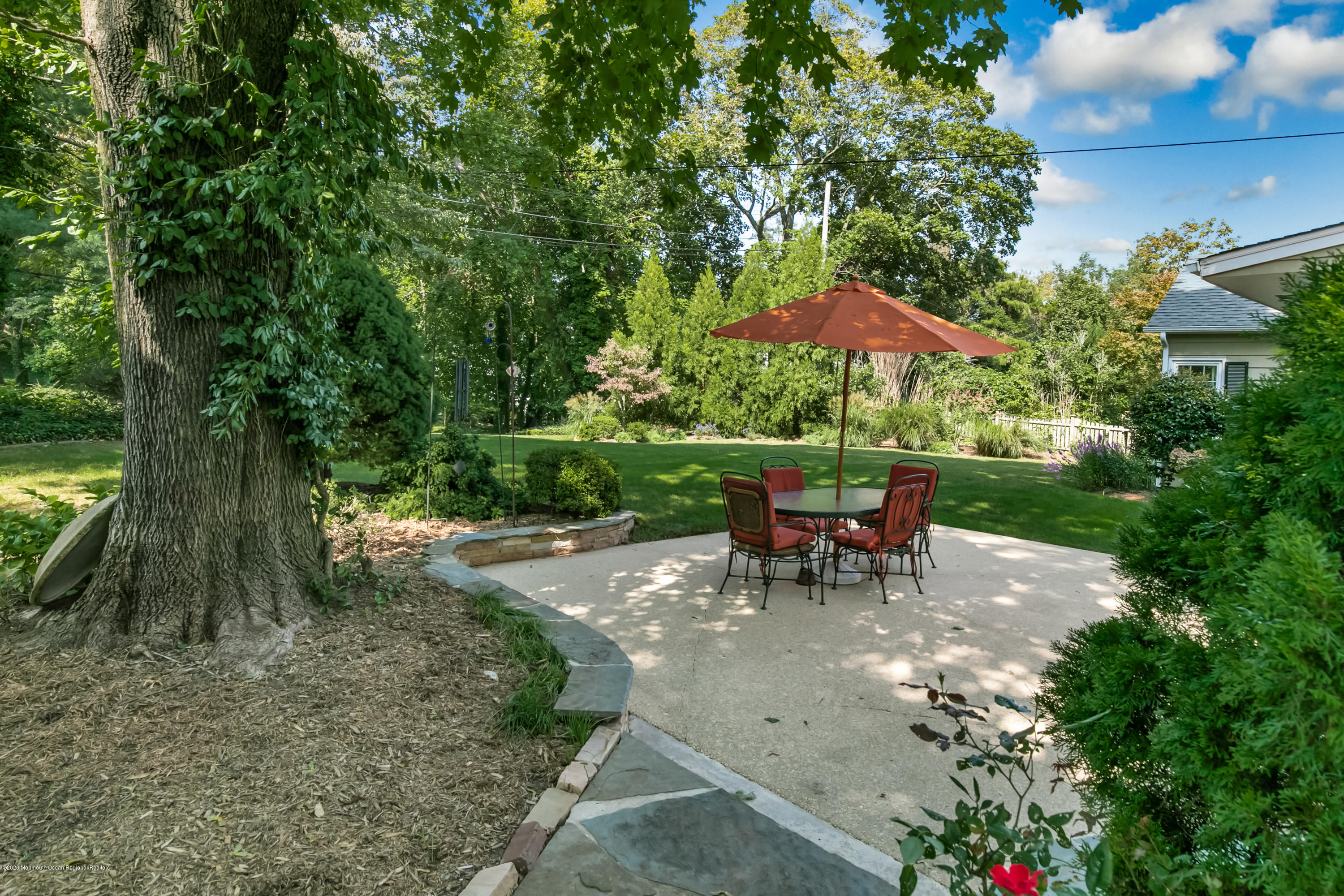 37 Robin Road Rumson, NJ 07760 - Photo 18 of 24 37 Robin Rd Rumson NJ 07760-print-029-03