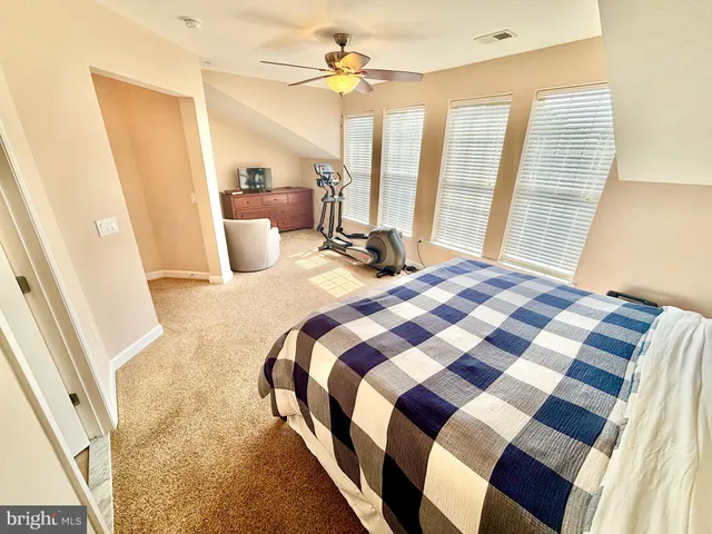 $427,400 | 600 Edelen Station Place, Unit 7402, La Plata, MD 20646