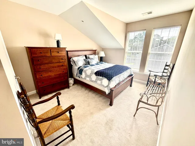 $427,400 | 600 Edelen Station Place, Unit 7402, La Plata, MD 20646